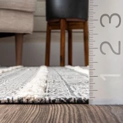 NuLOOM Rasmus Greek Frieze Stripes