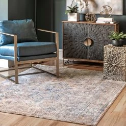 NuLOOM Medium Journi Distressed Medallion