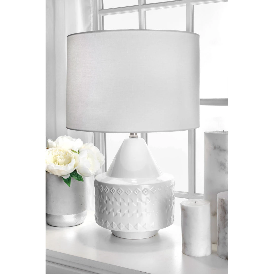 NuLOOM Madison 23" Ceramic Table Lamp 2 NuLOOM Madison 23" Ceramic Table Lamp