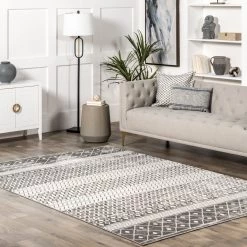 NuLOOM Kimberly Transitional Moroccan Banded Area Rug