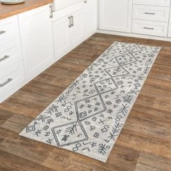 NuLOOM Paige Machine Washable Moroccan Motif Area Rug New Arrivals