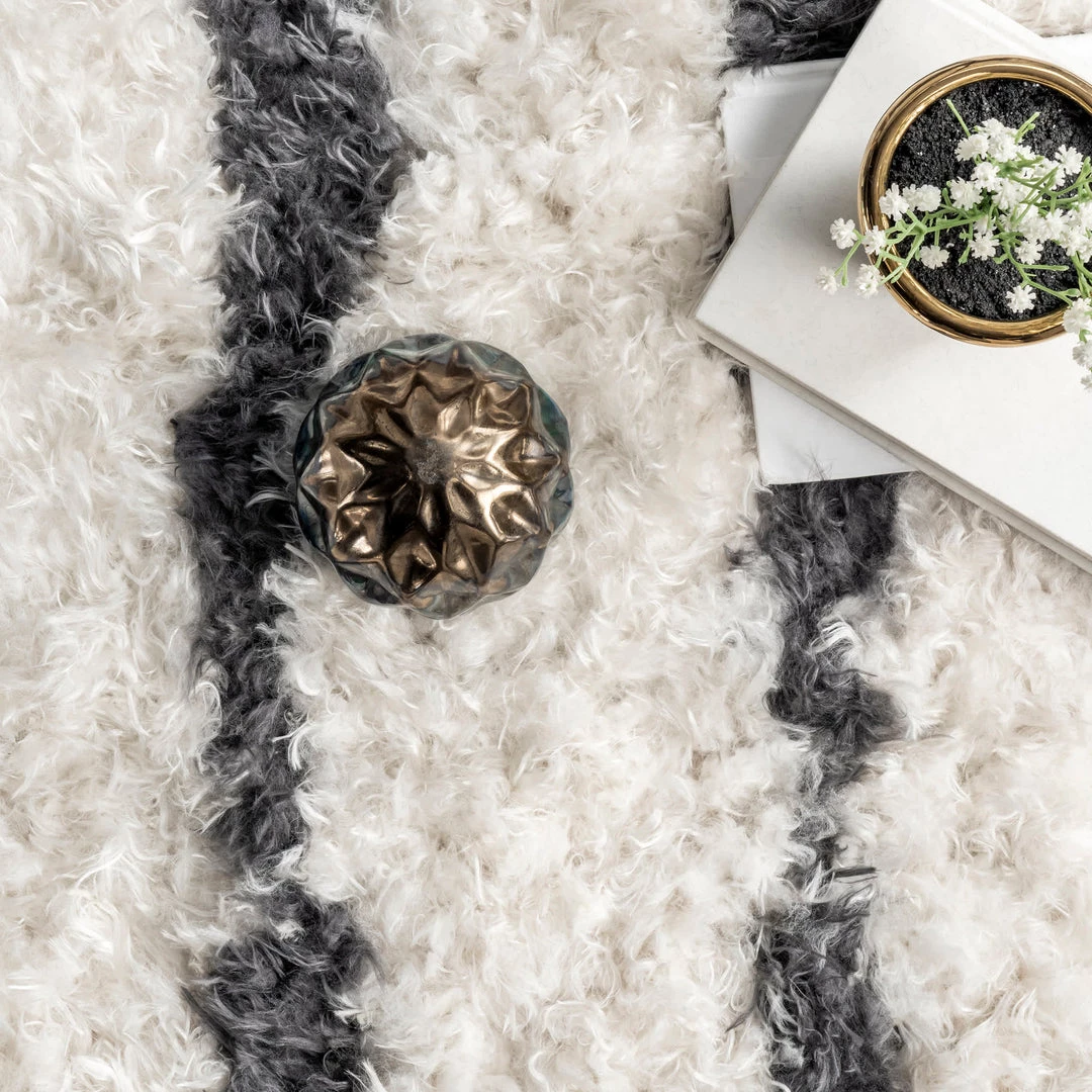 NuLOOM Augusta Striped Shag Area Rug 6 NuLOOM Augusta Striped Shag Area Rug