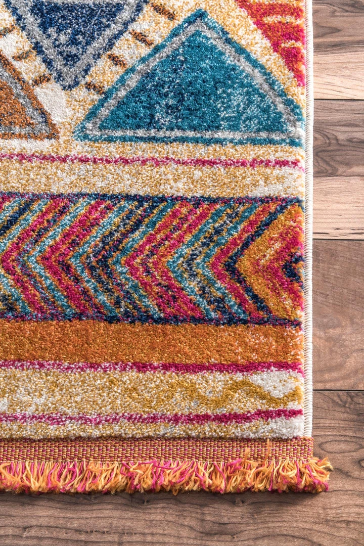 NuLOOM New Arrivals Rochelle Aztec Area Rug 3 NuLOOM New Arrivals Rochelle Aztec Area Rug