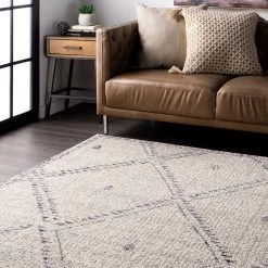 NuLOOM Blaine Dotted Diamond Area Rug 19 NuLOOM Blaine Dotted Diamond Area Rug