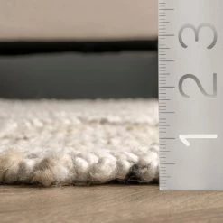 NuLOOM New Arrivals Brooklyn Textured Trellis Wool Fringe Area Rug