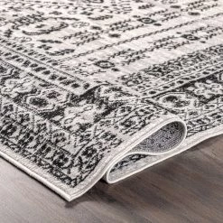NuLOOM New Arrivals Emily Traditional Medallion Area Rug
