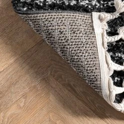 NuLOOM Best Sellers Bria Moroccan Diamond Tassel Area Rug