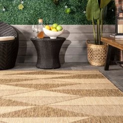NuLOOM Antonia Fading Diamonds Indoor/Outdoor Area Rug New Arrivals