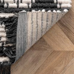 NuLOOM Bella Wavy Soft Shag Fringe Area Rug