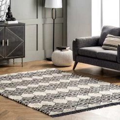 NuLOOM New Arrivals Rubena Soft Shag Diamond Trellis Fringe Area Rug