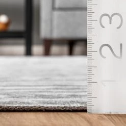 NuLOOM Avelina Abstract Stripes Machine Washable Area Rug