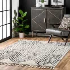 NuLOOM Amanda Moroccan Chevron Tassel Area Rug New Arrivals