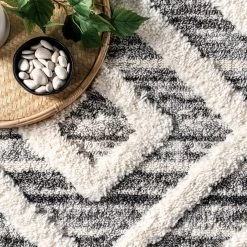 NuLOOM Dani High Low Soft Shaggy Abstract Diamond Tassel Area Rug