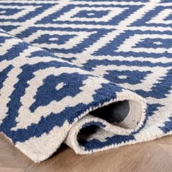 NuLOOM Hand Tufted Kellee Area Rug