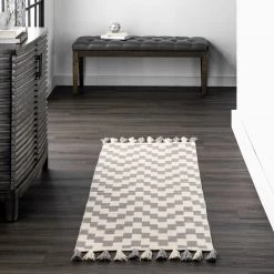 NuLOOM New Arrivals Priya Chevron Cotton Tassel Area Rug
