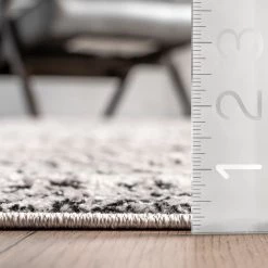 NuLOOM Kenia Distressed Diamond Cotton Blend Area Rug