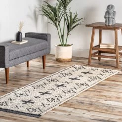 NuLOOM New Arrivals Layla Tribal Geometric Soft Shag Fringe Area Rug