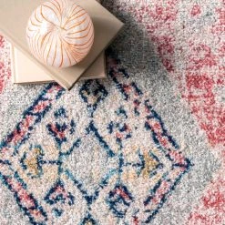 NuLOOM New Arrivals Juliette Vintage Diamond Medallion Area Rug