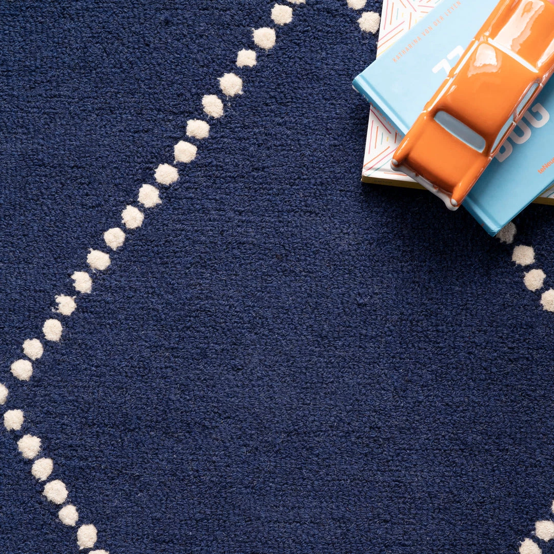 NuLOOM Hand Tufted Elvia Area Rug 32 NuLOOM Hand Tufted Elvia Area Rug