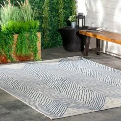 NuLOOM Wavy Chevron Outdoor Area Rug