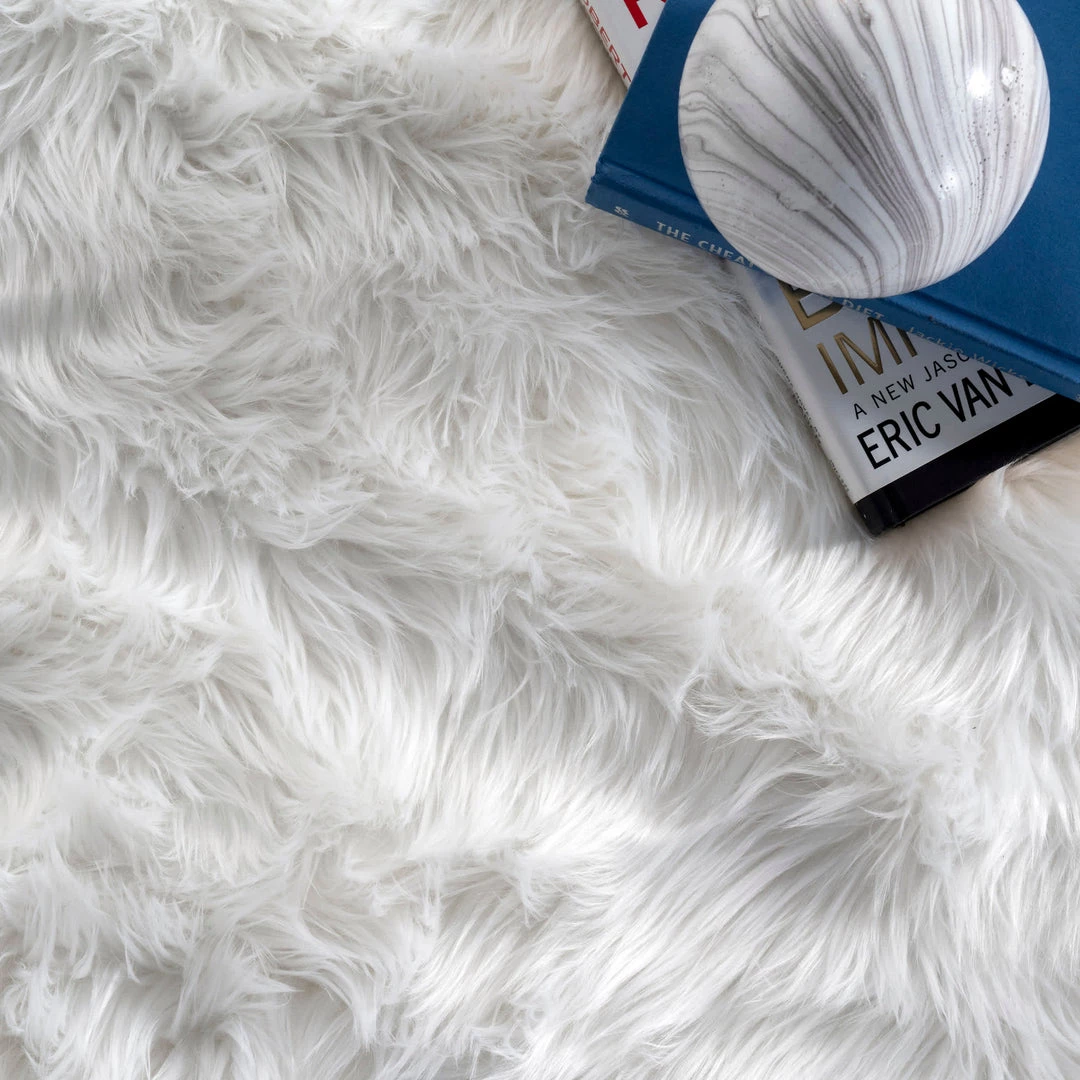 NuLOOM Dining Room Ayana Faux Sheepskin Octo Shaggy 6 NuLOOM Dining Room Ayana Faux Sheepskin Octo Shaggy