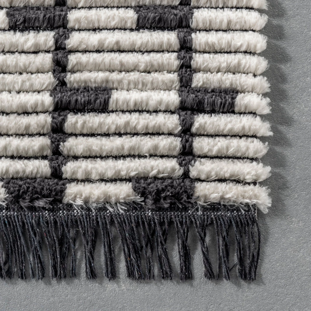NuLOOM New Arrivals Hayes Vine Fringed Area Rug 5 NuLOOM New Arrivals Hayes Vine Fringed Area Rug