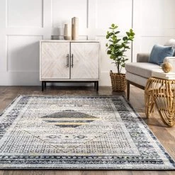 NuLOOM Sarai Machine Washable Distressed Diamond Area Rug