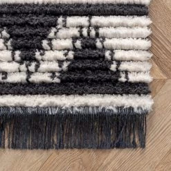 NuLOOM Bella Wavy Soft Shag Fringe Area Rug