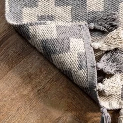 NuLOOM New Arrivals Priya Chevron Cotton Tassel Area Rug