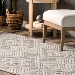 NuLOOM New Arrivals Beth High Low Hand Tufted Wool Diamond Tile Area Rug