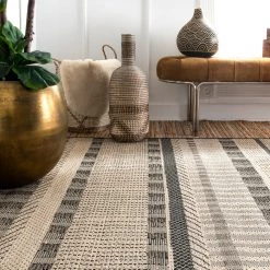 NuLOOM New Arrivals Indoor/Outdoor Modern Moroccan Megan Area Rug
