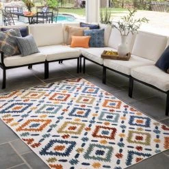 NuLOOM Indoor/Outdoor Transitional Labyrinth Area Rug