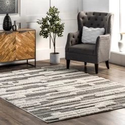 NuLOOM Kaira High Low Textured Shaggy Striped Area Rug