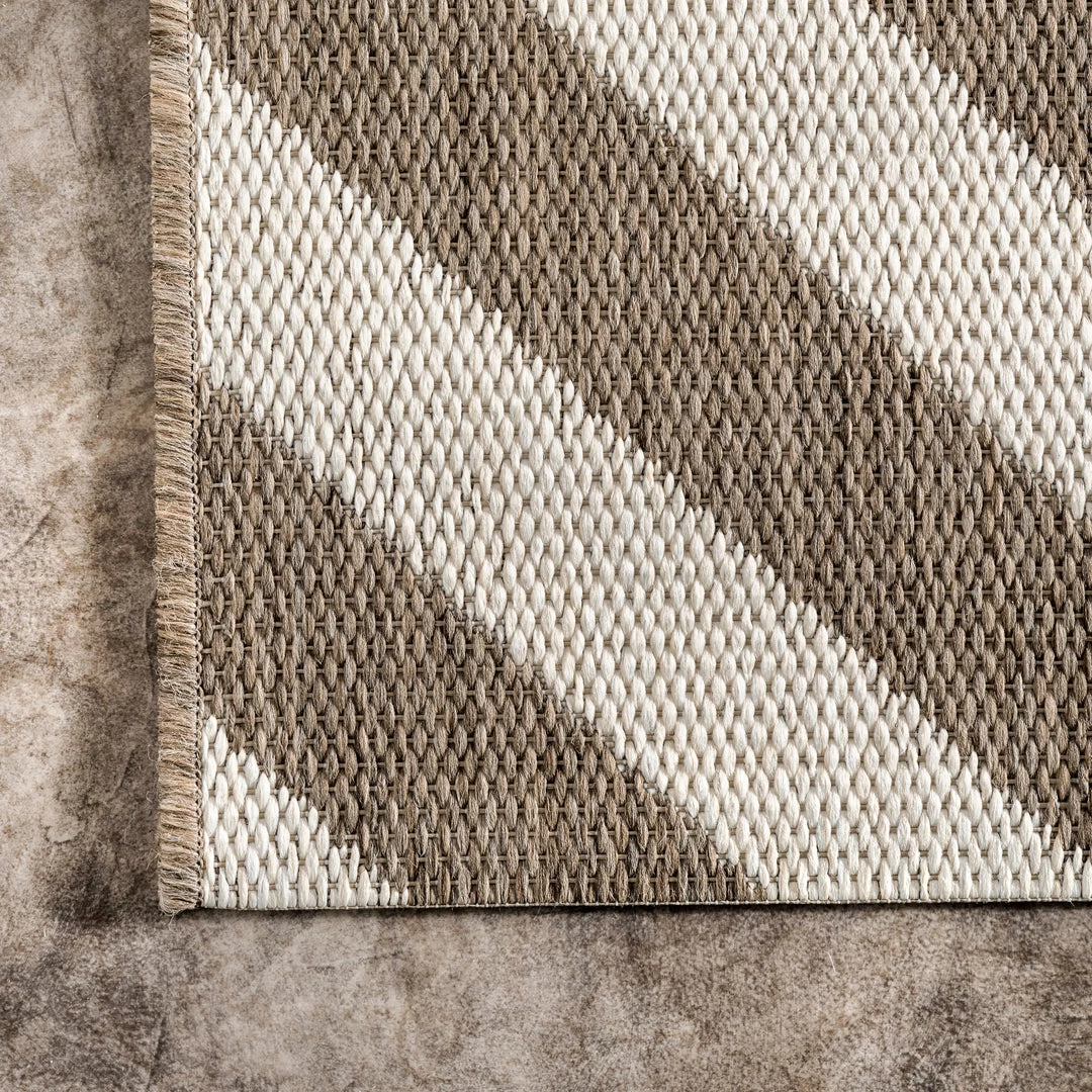 NuLOOM Shane Celtic Trellis Indoor/Outdoor Area Rug 14 NuLOOM Shane Celtic Trellis Indoor/Outdoor Area Rug
