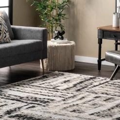 NuLOOM New Arrivals Nicolette Abstract Tile Soft Shag Fringe Area Rug