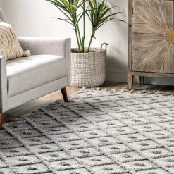 NuLOOM Hand Loomed Trellis Tassel Jinny Area Rug