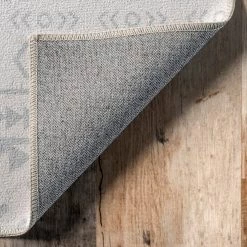 NuLOOM New Arrivals Calia Machine Washable Aztec Bands Area Rug