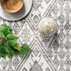 NuLOOM New Arrivals Kehlani Distressed Diamond Area Rug