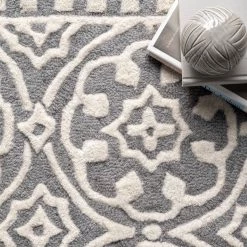 NuLOOM Lee Handmade Rosette Wool Area Rug