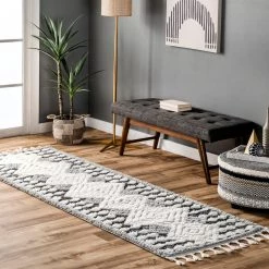 NuLOOM Saveah High Low Soft Shaggy Moroccan Diamond Tassel Area Rug