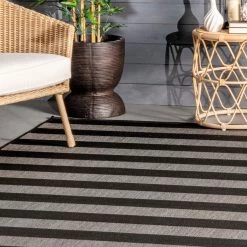 NuLOOM Alexis Striped Indoor/Outdoor Area Rug New Arrivals