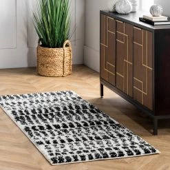 NuLOOM Zoey Distressed Dash Shag Area Rug New Arrivals