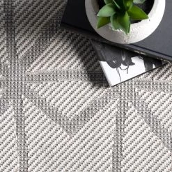 NuLOOM New Arrivals Saunders Geometric Indoor/Outdoor Area Rug 42 NuLOOM New Arrivals Saunders Geometric Indoor/Outdoor Area Rug