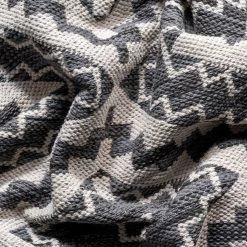 NuLOOM Thea Geometric Aztec Cotton Area Rug