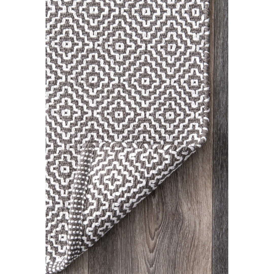 NuLOOM Hand Loomed Lorretta Area Rug Contemporary 20 NuLOOM Hand Loomed Lorretta Area Rug Contemporary