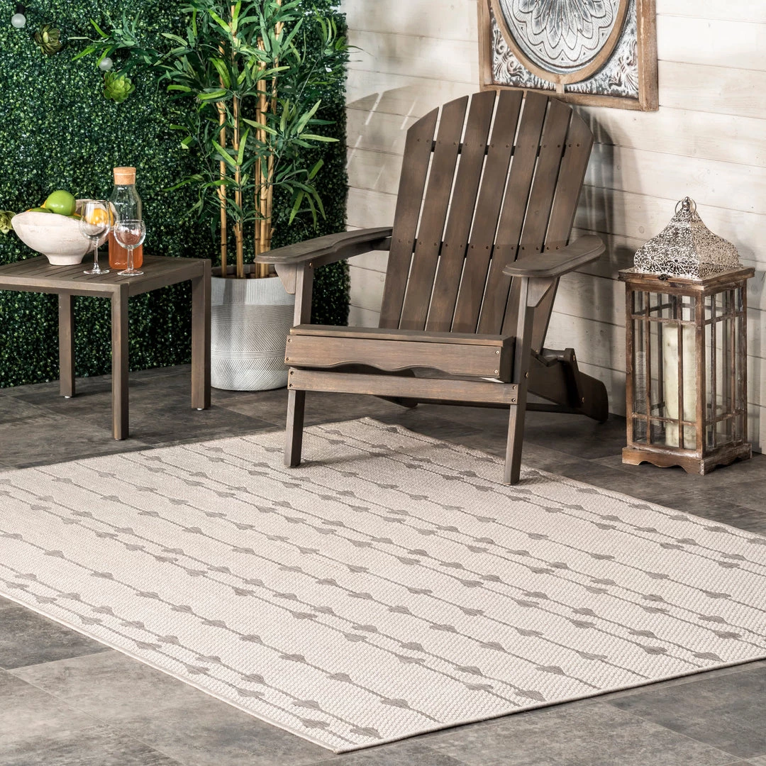 NuLOOM Kiernan Vertical Teardrop Stripe Indoor/Outdoor Area Rug 2 NuLOOM Kiernan Vertical Teardrop Stripe Indoor/Outdoor Area Rug