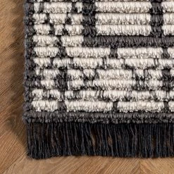 NuLOOM Caroline Tribal Stripe Soft Shag Fringe Area Rug