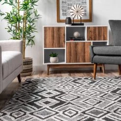 NuLOOM Trina Contemporary Diamonds Area Rug