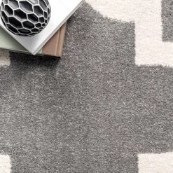 NuLOOM Contemporary Meeker Trellis Area Rug