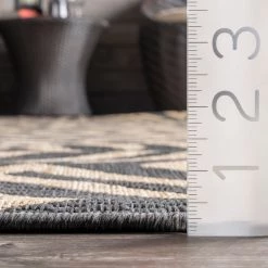 NuLOOM Jayne Geometric Diamond Indoor/Outdoor Area Rug New Arrivals